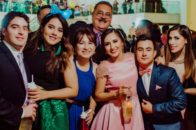 medicos_fiesta_fotolive_2017_FTL3513