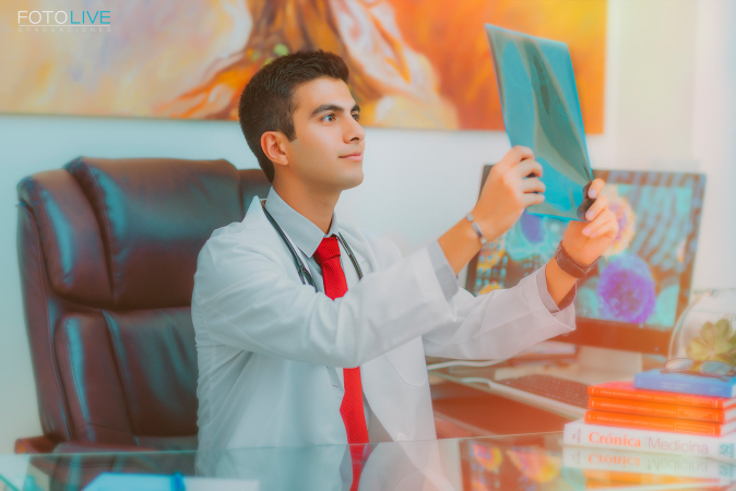 medicos_consultorio_fotolive_FTL3785