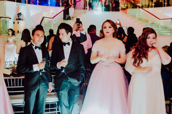 medicos_fiesta_fotolive_2017_FTL3007