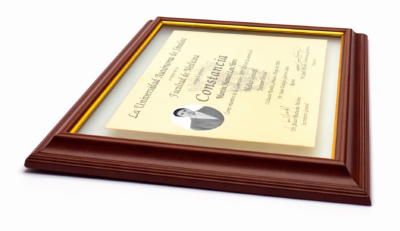 Constancia Marco Caoba Gold FOTOLIVE GRADUACIONES 03