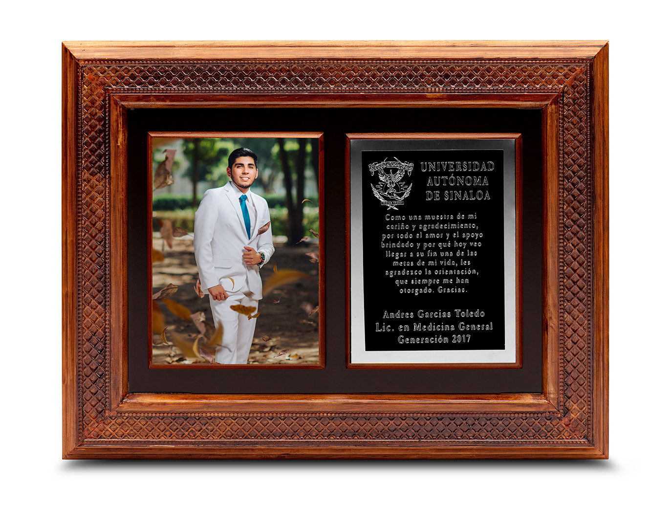 Foto Agradecimiento Color Caoba Modelo EMPERADOR Placa Negra 01