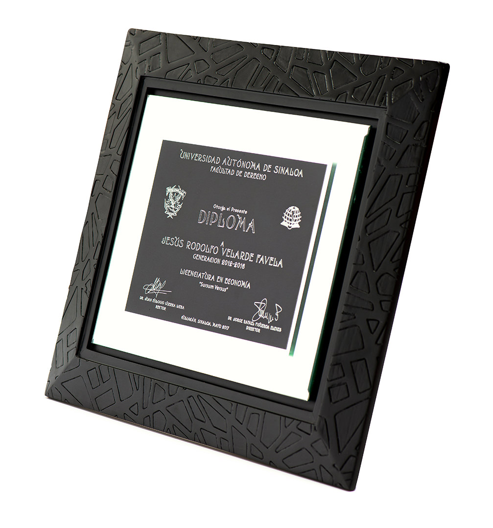 Diploma de Graduacion Modelo Imperial Color Negro 02