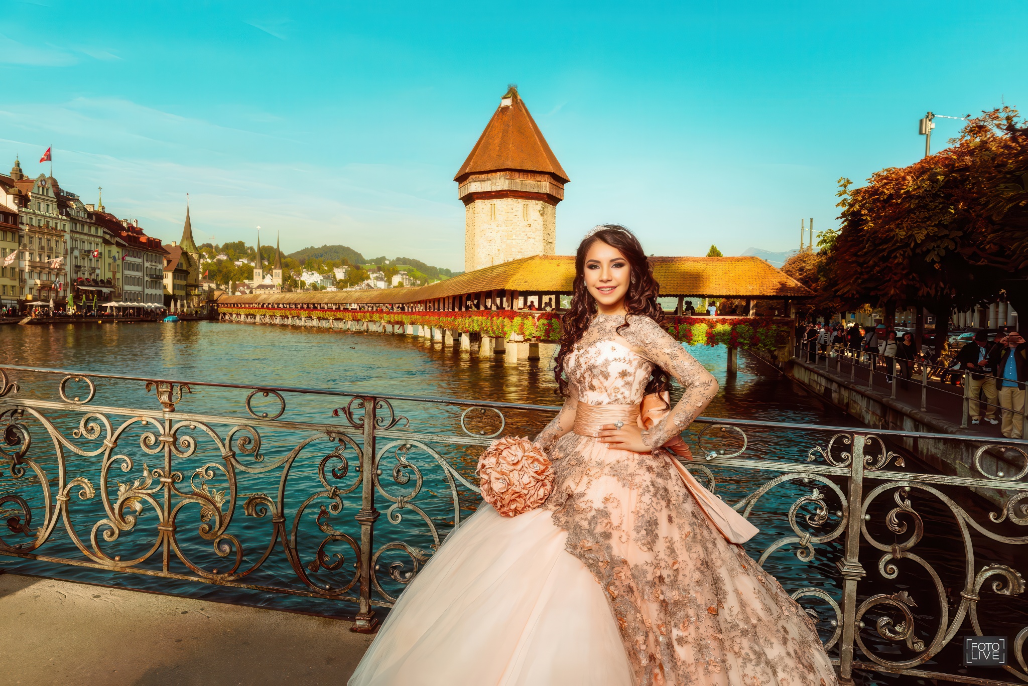 Quinceanera Lucerna Suiza Kapellbrucke Rio Reuss Fine Art Fotolive 00